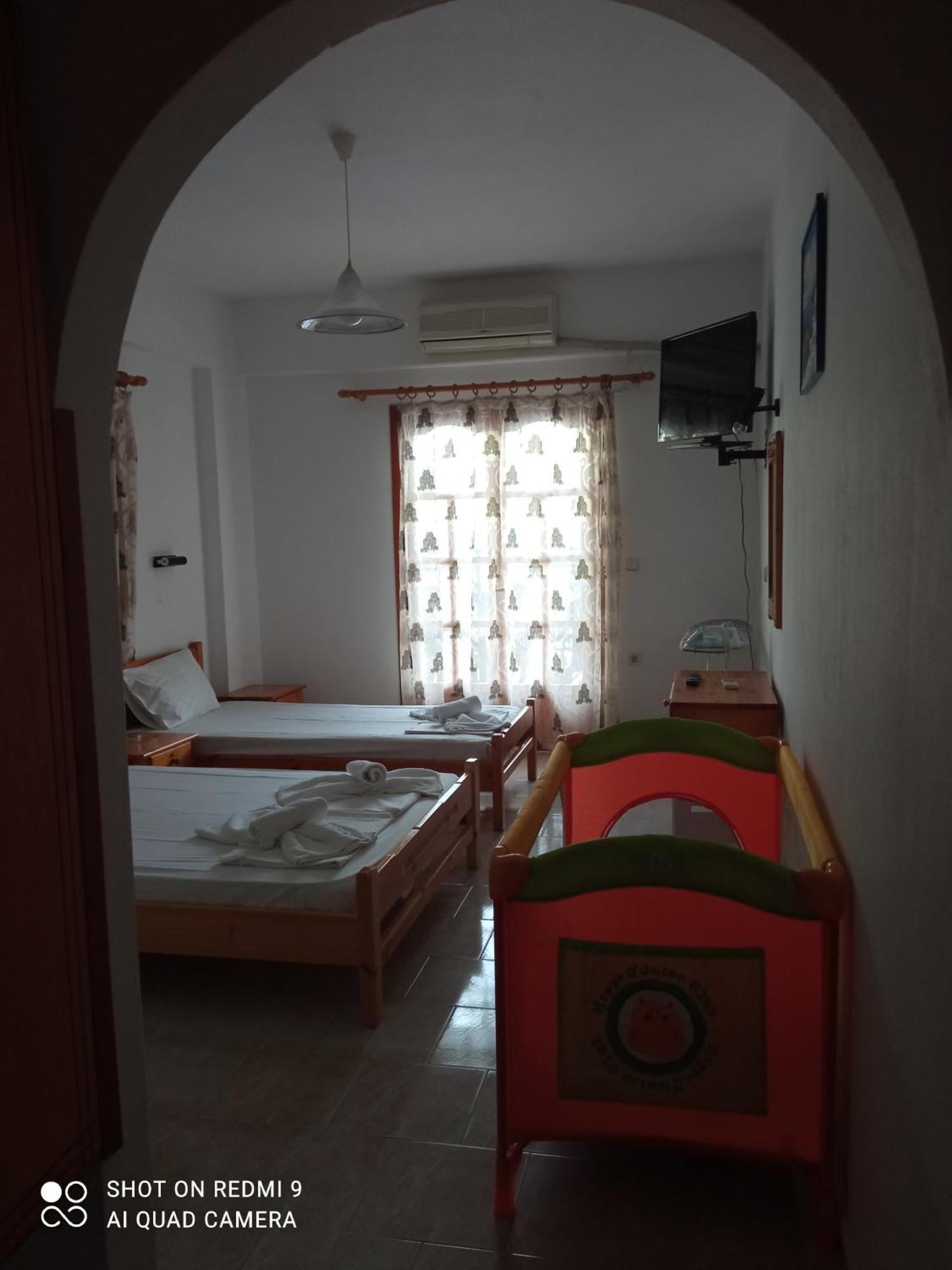 George Studios Stalís Ngoại thất bức ảnh