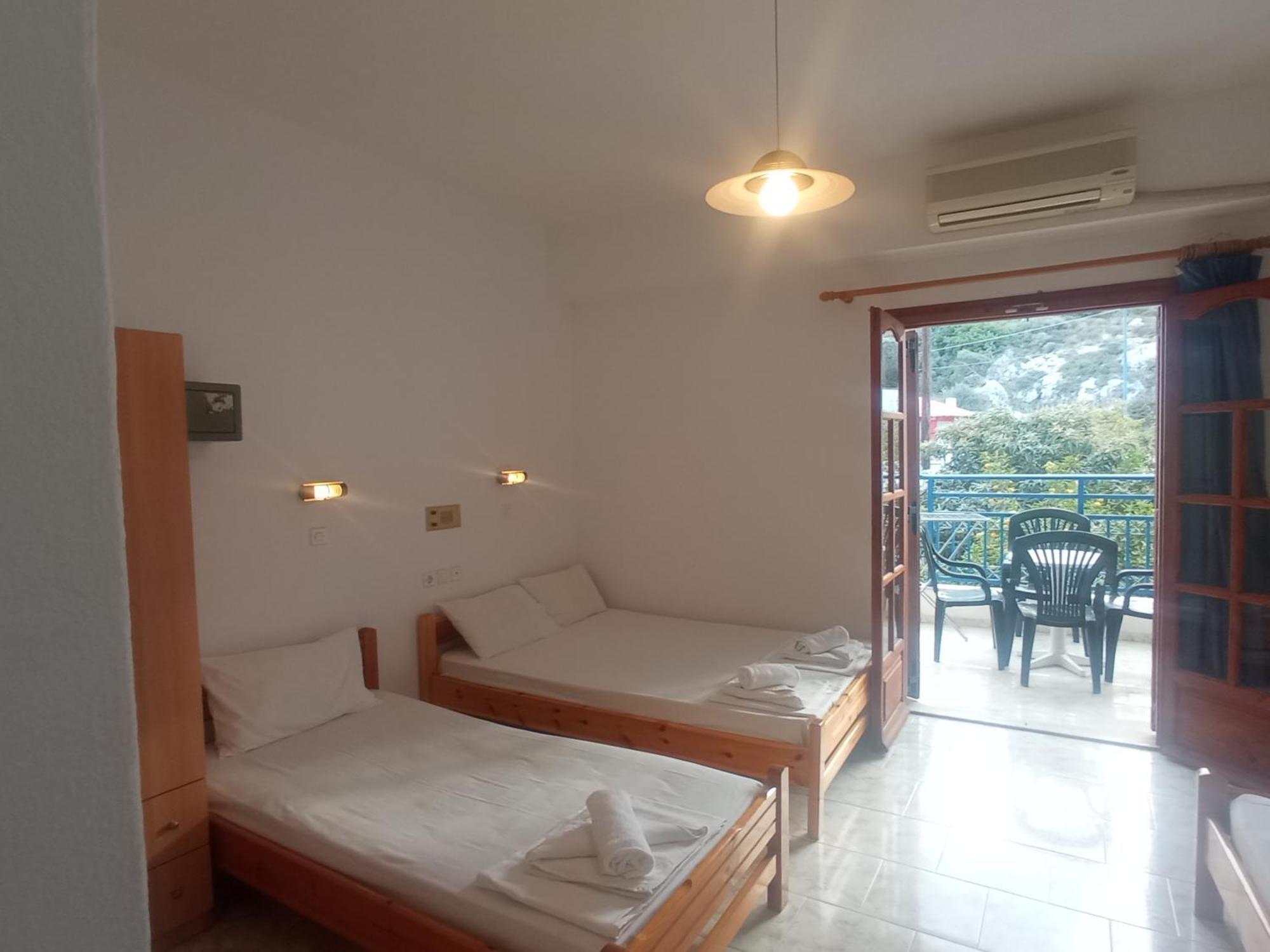 George Studios Stalís Ngoại thất bức ảnh